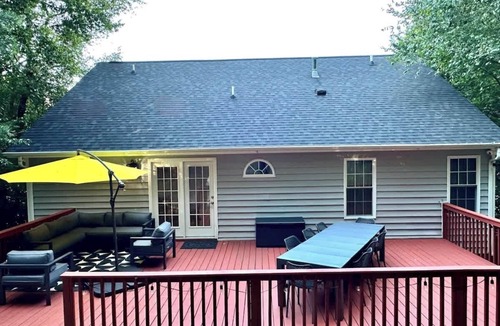 Greensboro House | Theater and game rooms/5 bedrooms/2 king-size beds/TikTok and Instagram wall