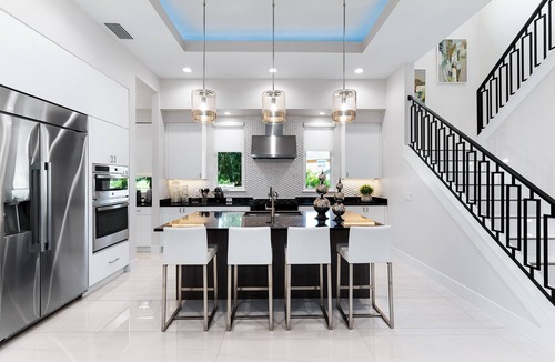 Reunion House | Themed Games Room | Theater Room | Themed Kids Bedroom | Private Pool