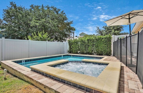 Reunion House | Themed Games Room | Themed Kids Bedrooms | Theater Area | Private Pool