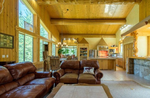 Eureka House | Therriault Pass Sanctuary – 6ppl