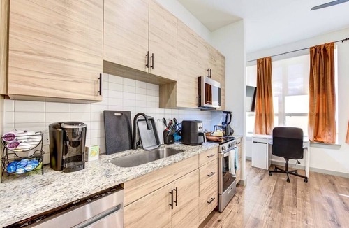 Washington Ave./ Memorial Park Apartment | This apartment is a 0 bedroom(s), 1 bathrooms, located in Houston, TX.