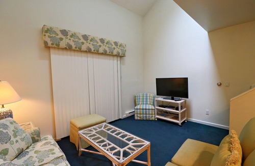 Chautauqua Condo | This centrally located Chautauqua Institution, 2nd floor condo is adjacent to Bestor Plaza
