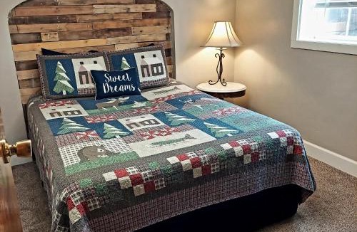 St. Anthony Apartment | Three Bears Inn