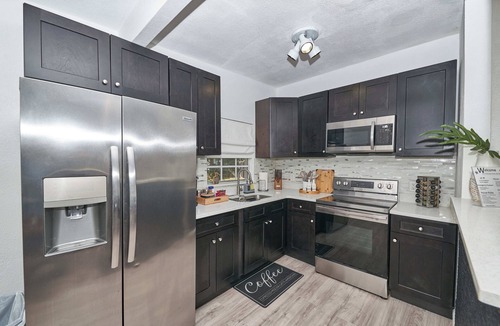 Whispering Oaks House | Tidescape Titusville 3/2 house large backyard, parking, in the center of it all!