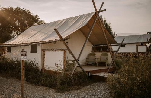 Emigrant Other | Tiny Town Campground