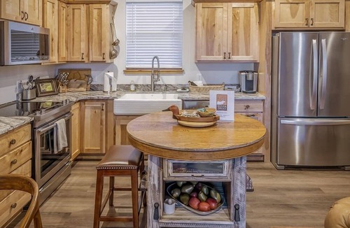 Emigrant House | Tom Miner Creek Cabin
