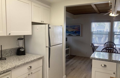 Mission Beach Condo | Top Floor Breezy Beach Duplex - Beach Life