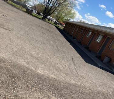 Heyburn Hotel | Tops Motel
