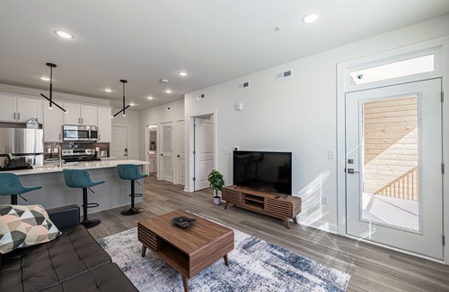 Mosby Apartment | Tourist Home of Richmond 1 Bedroom Apartment - Church Hill North TH04