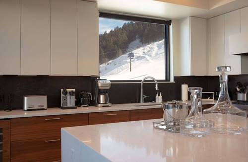 Jackson Condo | Town Hill Penthouse Ski In/Out at Snow King w/Deck w/Hot Tub, A/C, Fireplace
