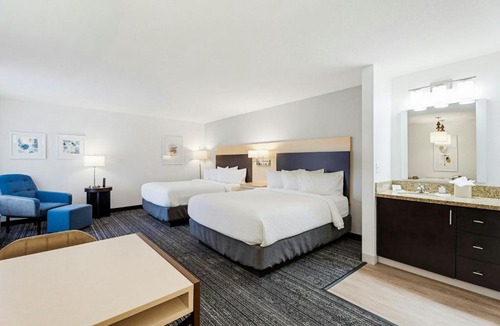 Auburn Hills Hotel | TownePlace by Marriott Suites Detroit Auburn Hills