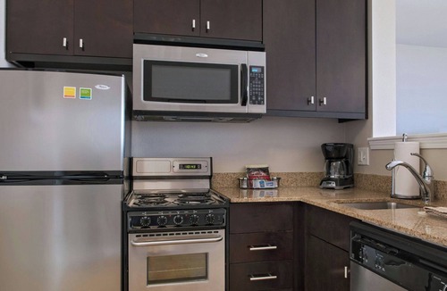 Terry Sanford Hotel | TownePlace Suites Fayetteville Cross Creek