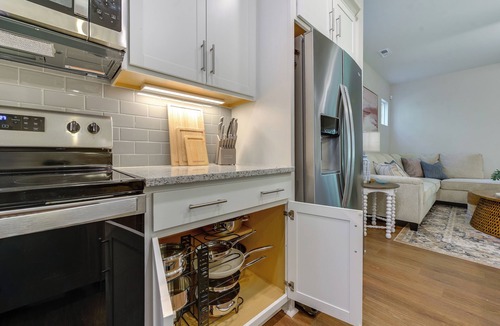 Shallotte House | Townhome w/Pool! 7 Mi to Ocean Isle Beach