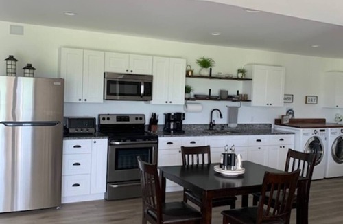Schuylerville Apartment | Track Season Rental Newly renovated 1 BR apt. on Horse Farm with beautiful views