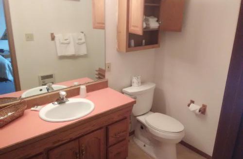 Kellogg Hotel | Trail Motel