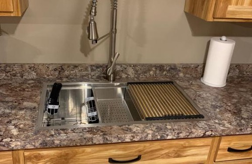 New Bethlehem Apartment | Trail-side Hotel Motel BBC BnB