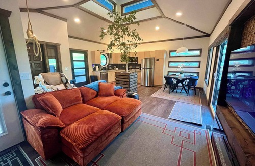 Denniston Cabin | Tranquil Hideaway - Romantic Spa Retreat with Hot Tub and Sauna