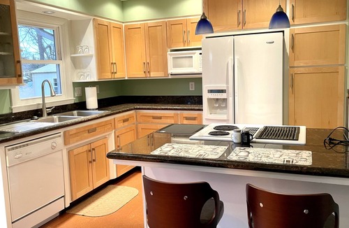 Ames House | Tranquil Home in Beautiful Setting