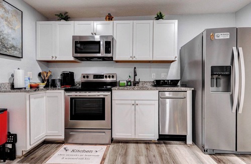 Klein Apartment | Tranquil Retreat in Spring, The Woodland & Houston