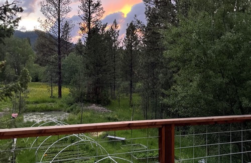 Missoula Apartment | Tranquility Meets Hospitality – Your Peaceful Montana Getaway