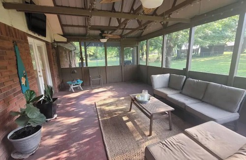 Muskogee House | Traveller's peaceful paradise