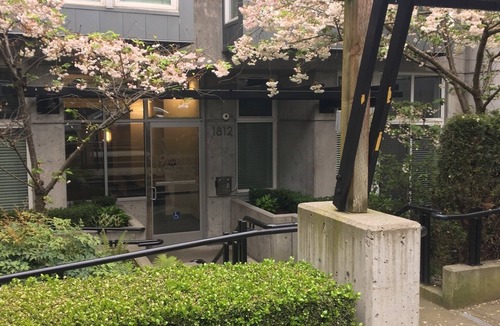 Miller Park Condo | Trendy Capitol Hill, gorgeous modern loft. Private host.