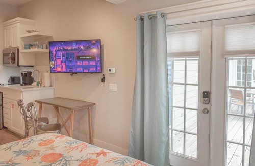 Old Town House | Trout Street Condo 1