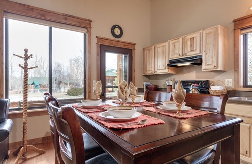Bozeman House | TroutChasers Cabin - Fly Fish Private River Access & Explore Big Sky Country