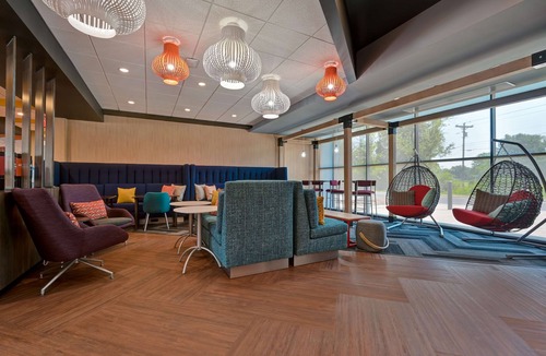 Mount Mourne Hotel | Tru by Hilton Mooresville