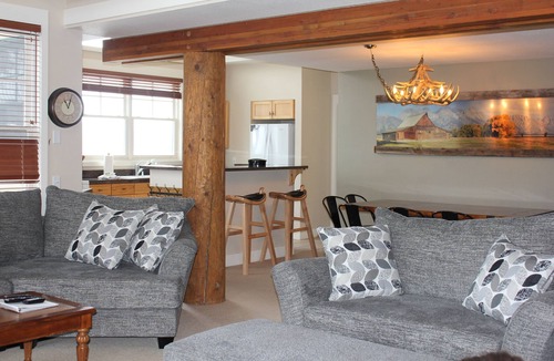 Saddle Ridge Condo | Truly Ski In/Ski Out Condo! Spacious- Sleeps 11! Great Mountain Views!