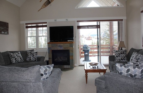 Saddle Ridge Condo | Truly Ski In/Ski Out Condo! Spacious- Sleeps 11! Great Mountain Views!