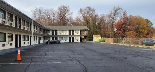 North Chesterfield Hotel | Turnpike Motel Richmond VA by Hotel O US 60