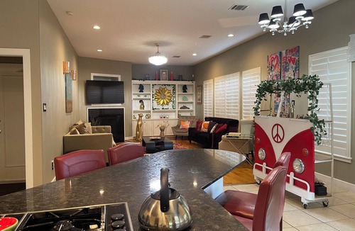 Uptown Villa | TUSCAN VILLA