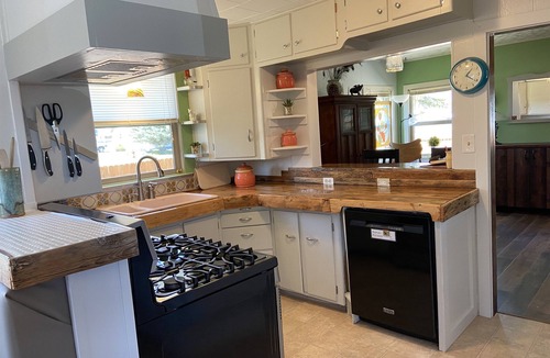 Twin Bridges House | Twin Bridges Bungalow