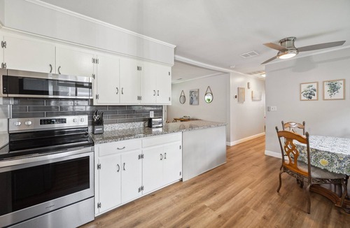 Wilmington House | Two-Home Rental in Downtown Wilmington - Perfect for Large Groups