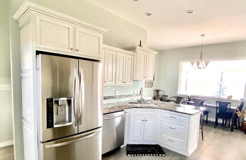 Pocatello House | Two Mountain Homes, gated, views, games, & nature!
