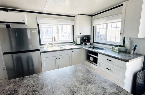 Pecos Apartment | Two Private Bedrooms with Queen and Full Beds, Full Kitchen and In-Unit Laundry