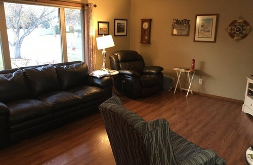 Fargo House | Two Private Rooms in Gorgeous Single Family Rambler!