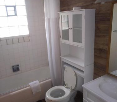 Thermopolis Hotel | Two Rivers Inn