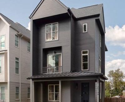 Hadley - Washington House | Ultimate Bach 10min to DT IG Walls Every Room