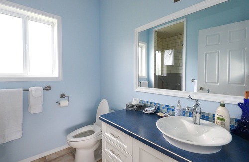 Oliver Bed & Breakfast | Uncorked Bed & Breakfast