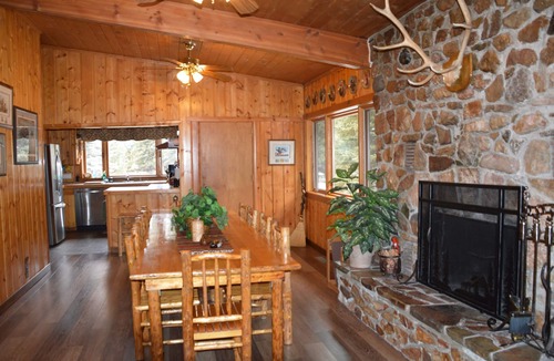 Gallatin Gateway Cabin | Unique Guesthouse on the Beautiful Gallatin River - Hot Tub w/Amazing Views!