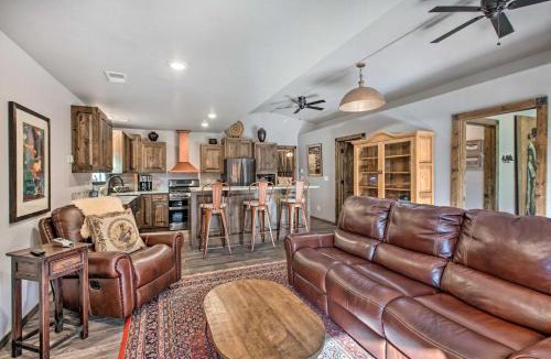 Red River House | Unique Mtn Getaway with Stunning Outdoor Area!