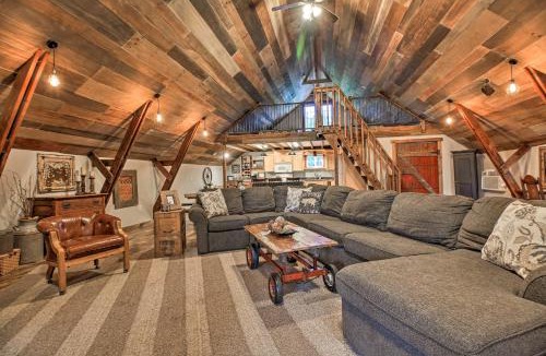 Stevens County House | Unique, Renovated Barn Vacation Rental in Donnelly
