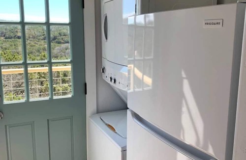 Dripping Springs Cottage | Unique Vacation Rental on 30-Acre Ranch near Pedernales Falls State Park, Texas