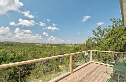Dripping Springs Cottage | Unique Vacation Rental on 30-Acre Ranch near Pedernales Falls State Park, Texas