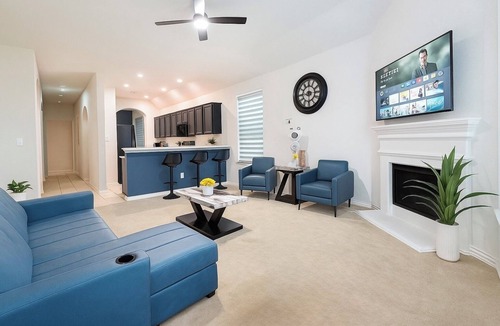 McKinney House | Universal Kids Resort 3BR House Near PGA, Frisco, Craig Ranch