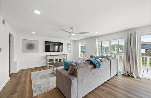 Bermuda Beach House | Unwind in beachside comfort with gorgeous views