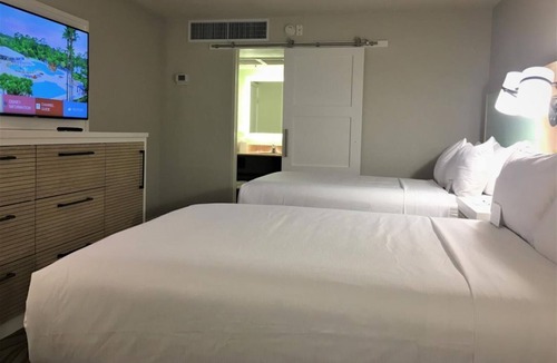 Lake Buena Vista Hotel | Unwind in Disney Style: Lake Vista Buena Haven for Making Memories! 4 Units