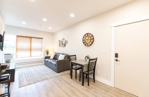 Great Falls Apartment | Updated 2 Bedroom Apartment